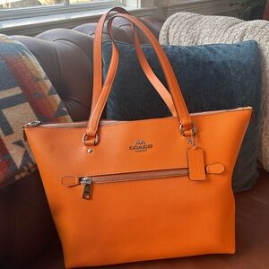 Coach Gallery Leather Tote Bag NWT